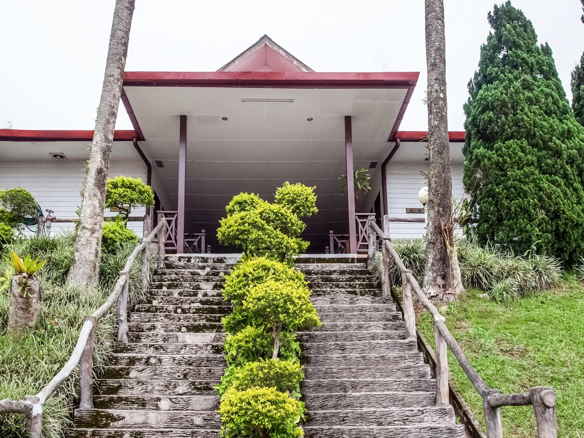 Super Oyo 89300 Zen Garden Resort Kampong Kundassan Extérieur photo