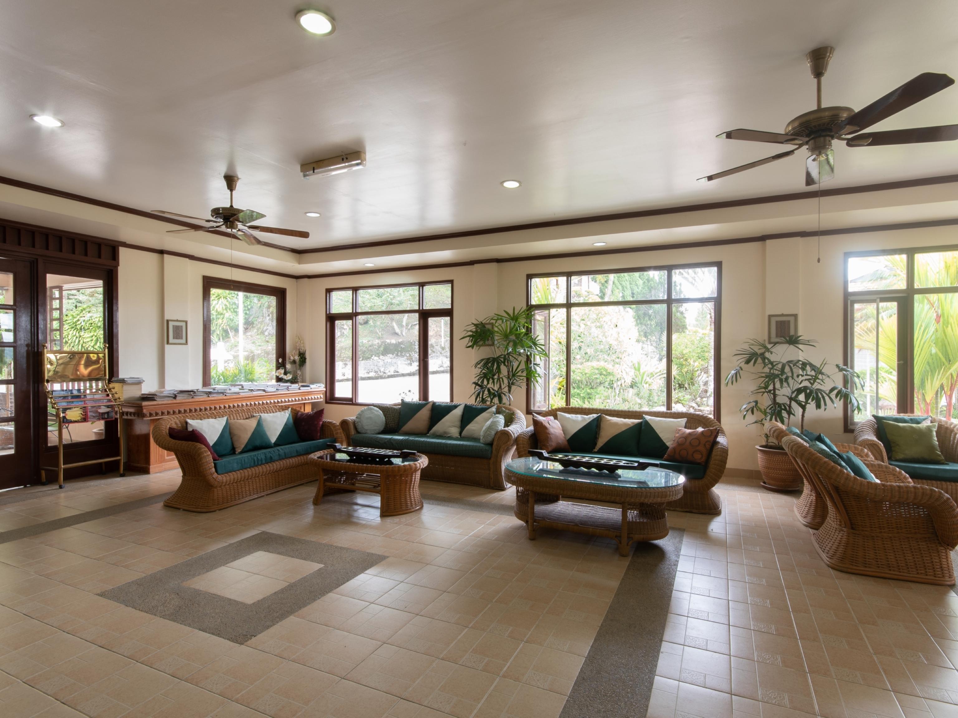 Super Oyo 89300 Zen Garden Resort Kampong Kundassan Extérieur photo